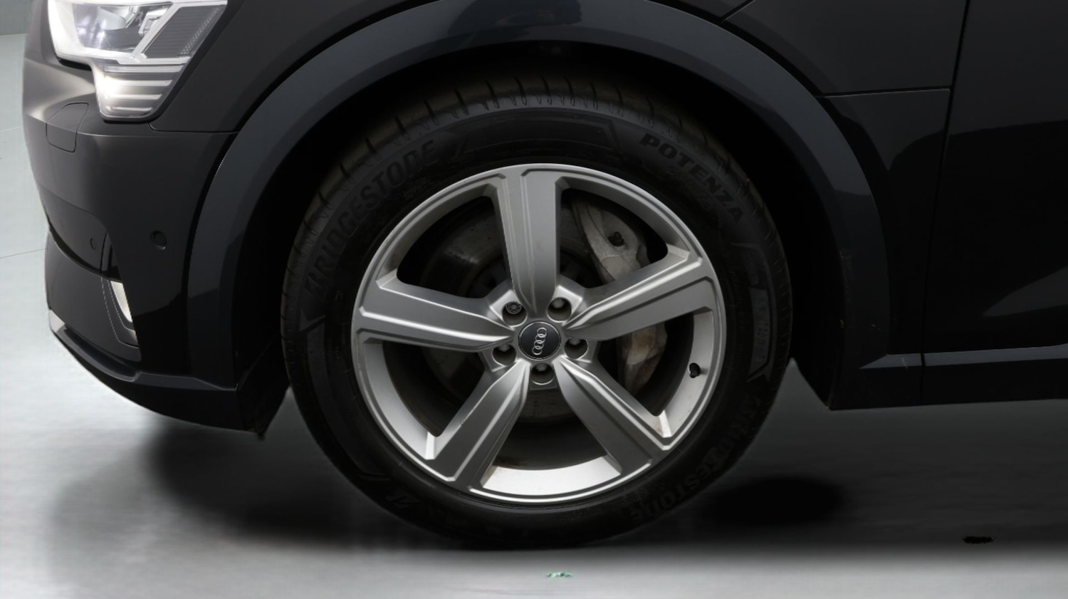 Used Audi e-tron 2020 for sale - 77854912: Photo 18