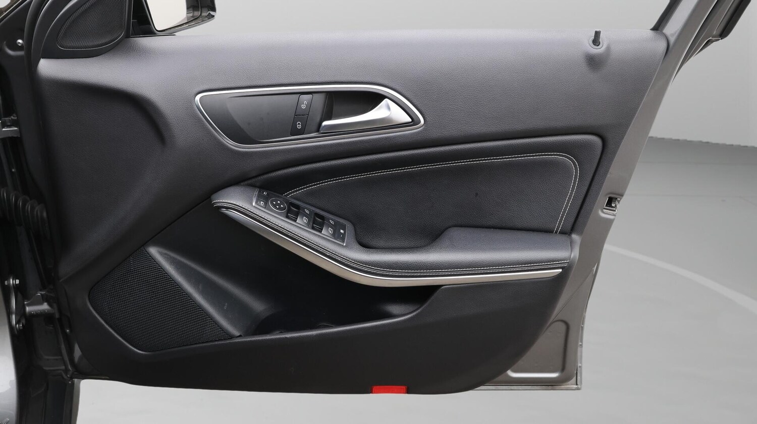 Used Mercedes-Benz GLA 2019 for sale - 76561032: Photo 16