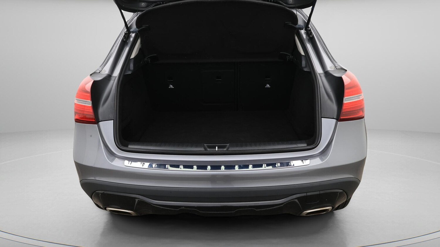 Used Mercedes-Benz GLA 2019 for sale - 76561032: Photo 18