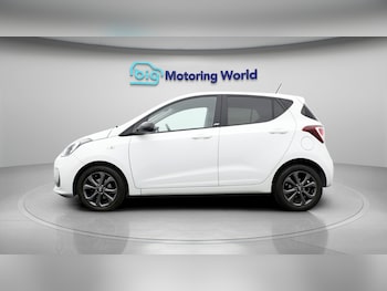 Used Hyundai i10 2020 for sale - 79527233: Photo