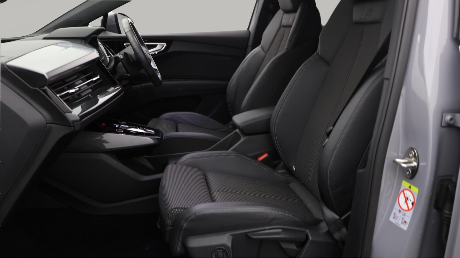 Used Audi Q4 e-tron 2022 for sale - 76801212: Photo 15