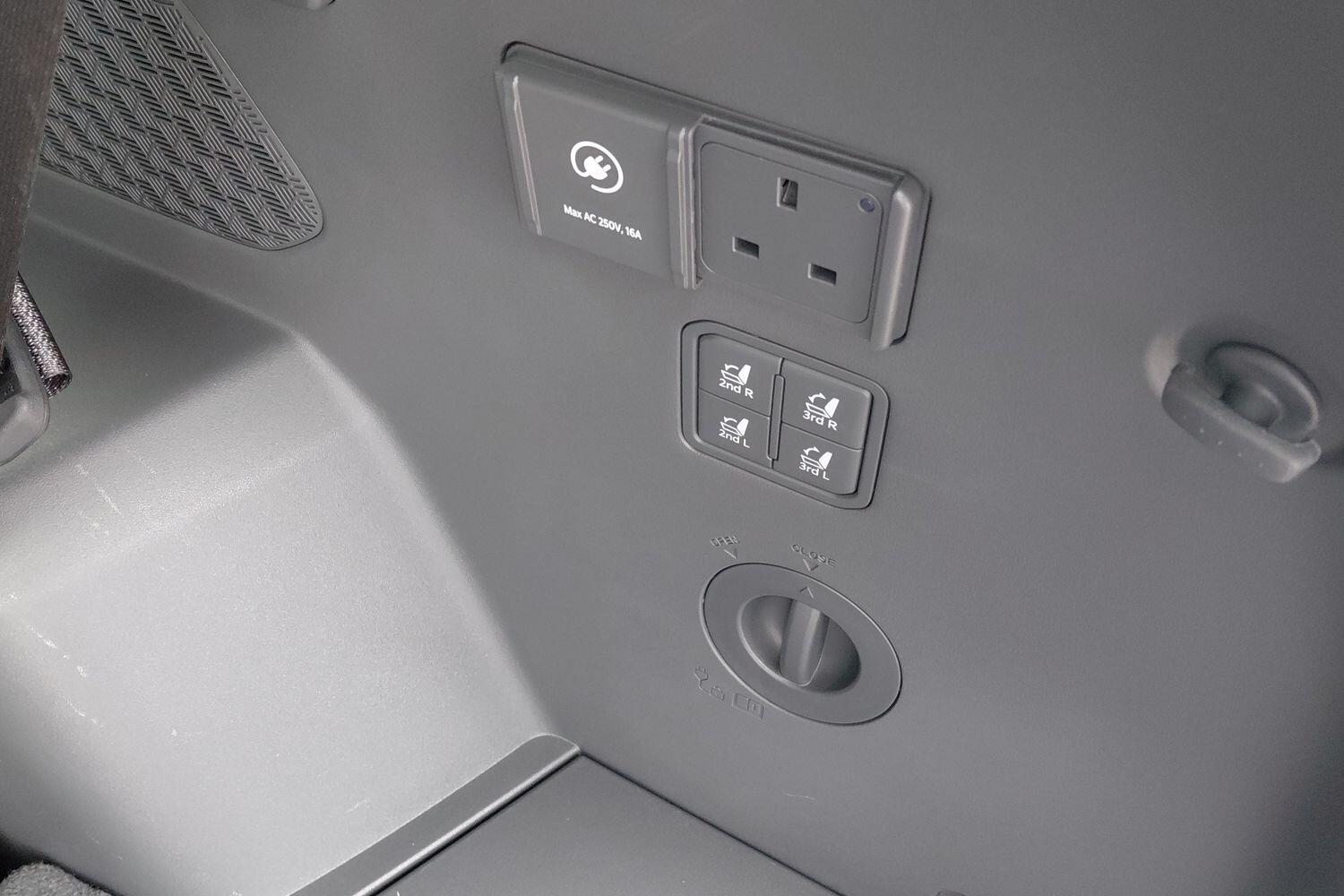 Used Kia EV9 2025 for sale - 76679320: Photo 24