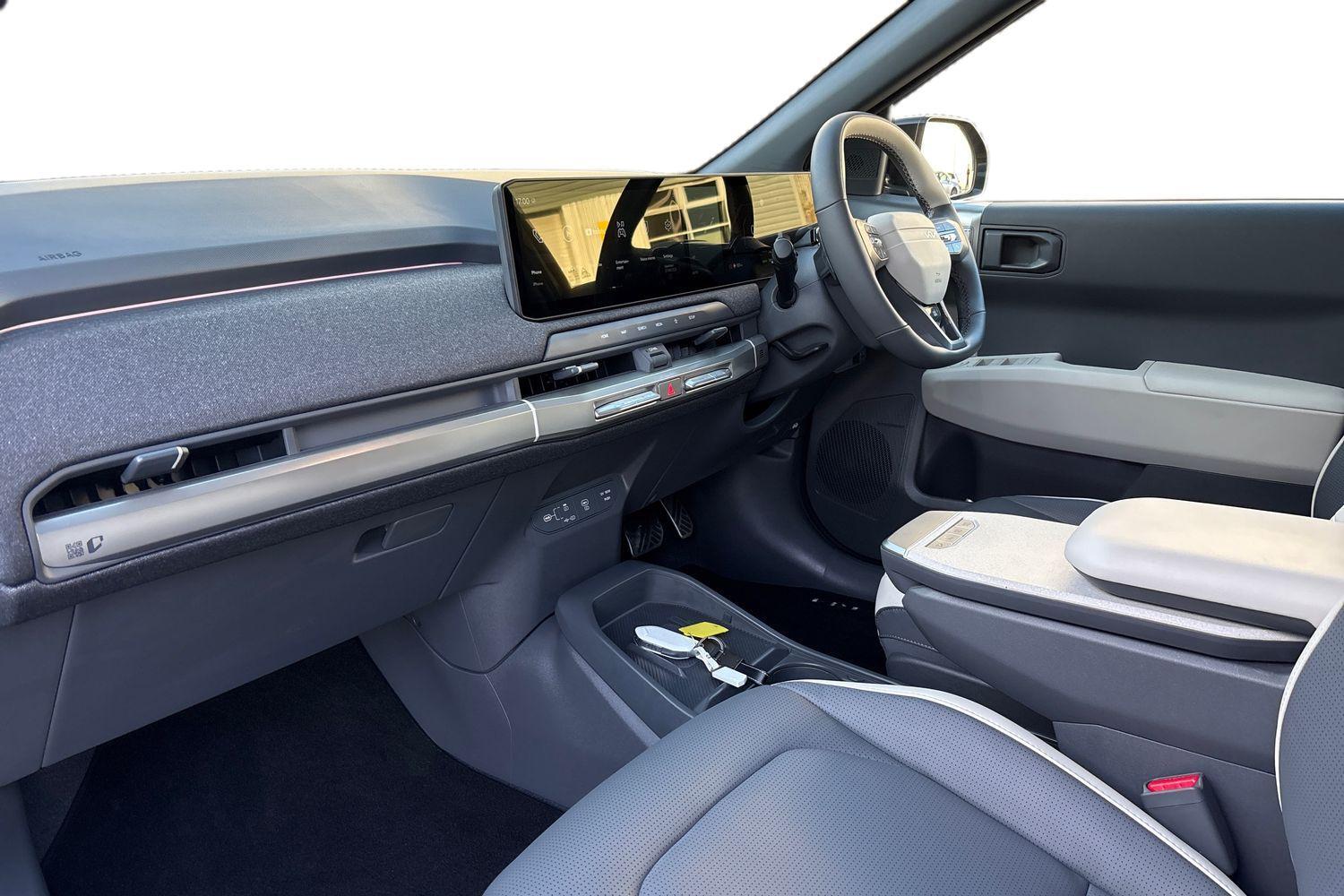 Used Kia EV3 2025 for sale - 77972280: Photo 2