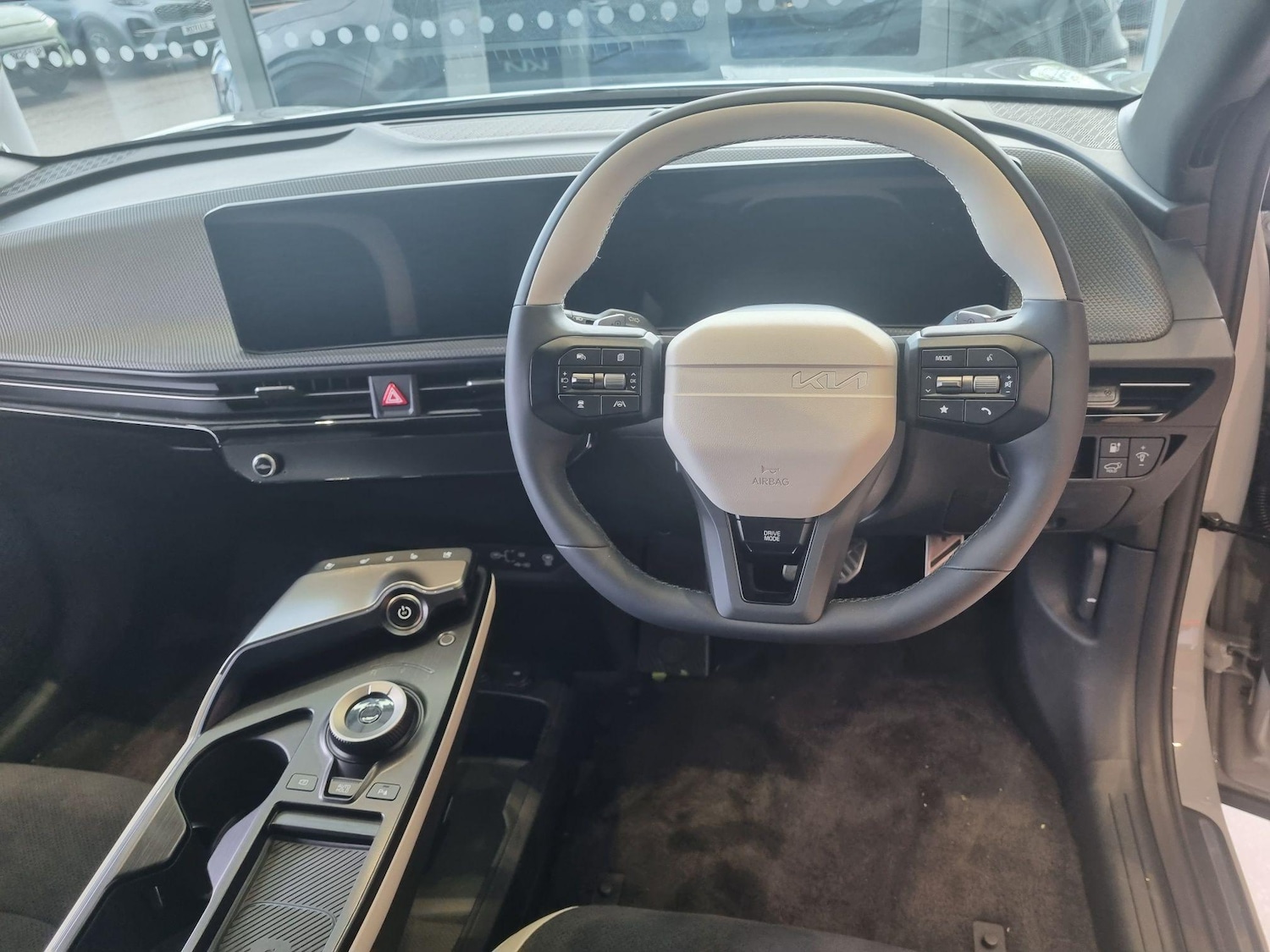 Used Kia EV6 2025 for sale - 76678758: Photo 16