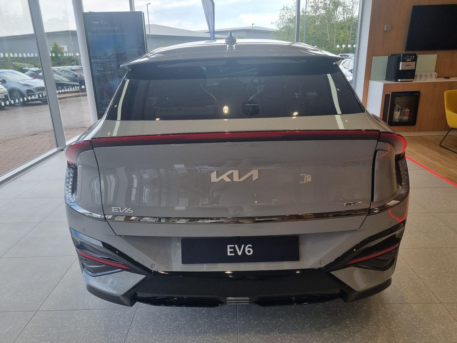 Used Kia EV6 2025 for sale - 76678758: Photo 6