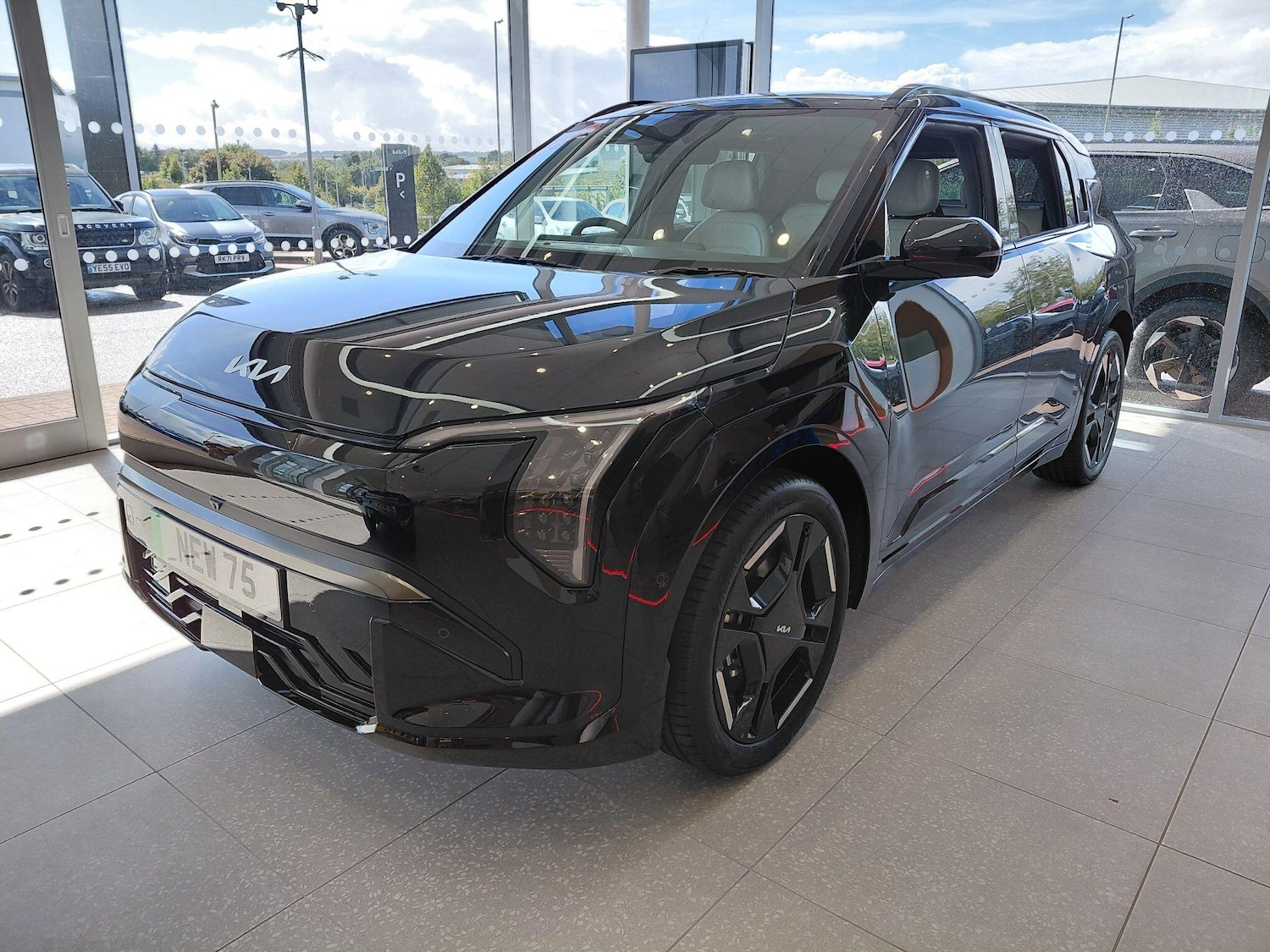 Used Kia EV3 2025 for sale - 76678755: Photo 1