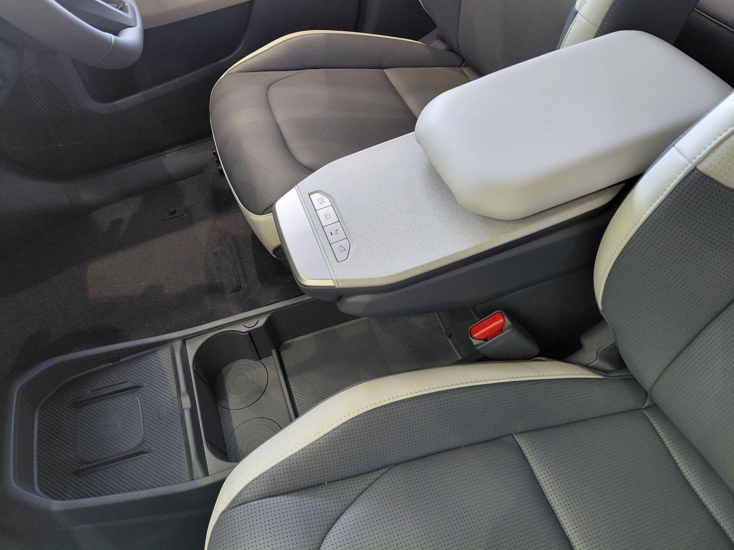 Used Kia EV3 2025 for sale - 76678755: Photo 12