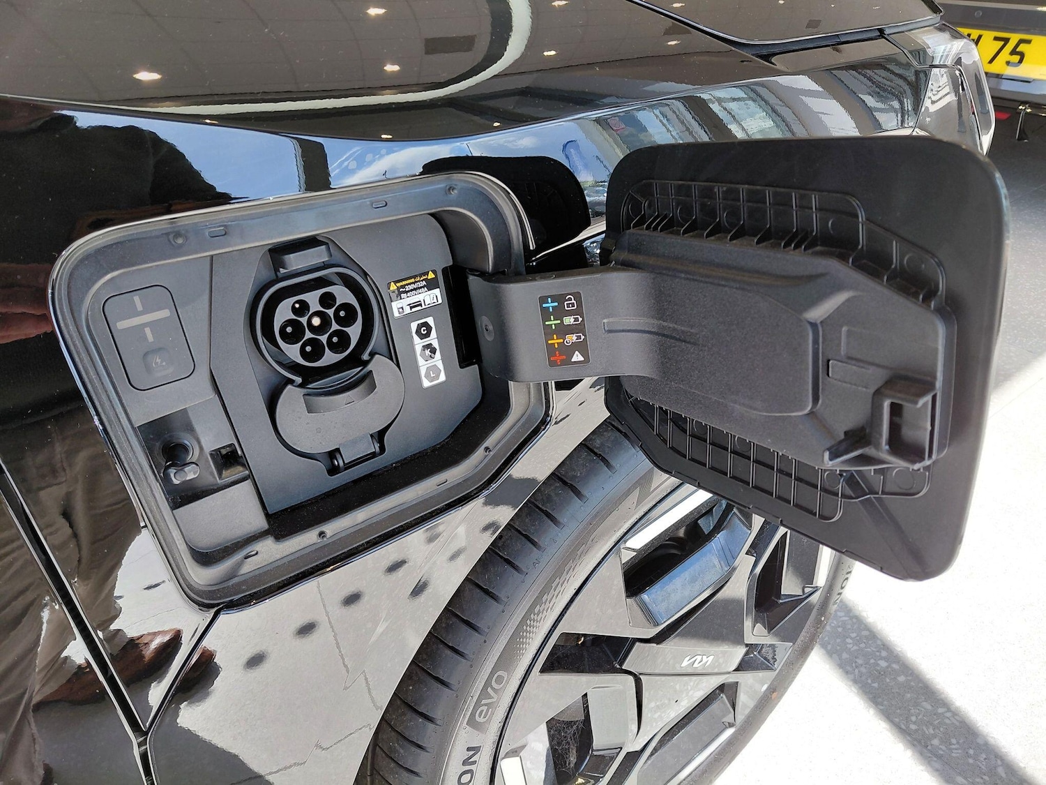 Used Kia EV3 2025 for sale - 76678755: Photo 17