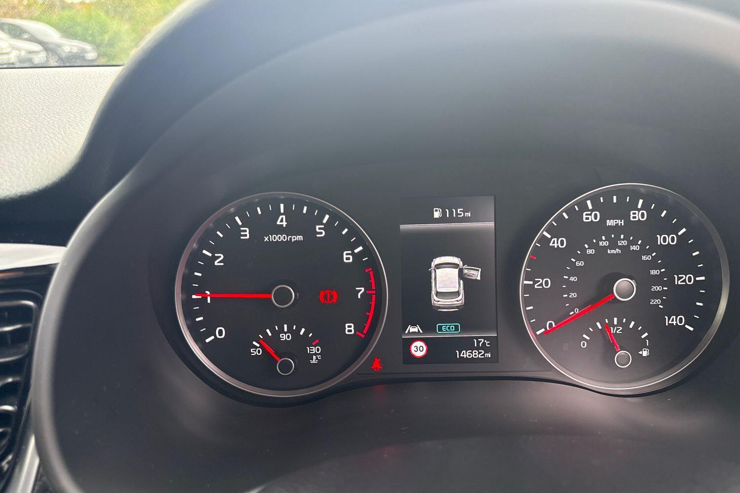 Used Kia Stonic 2024 for sale - 76677578: Photo 14