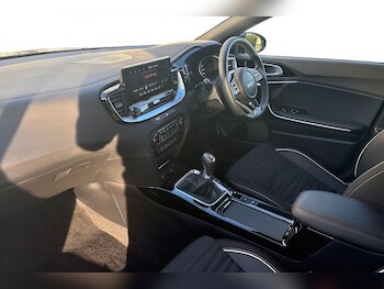 Used Kia XCeed 2025 for sale - 78140381: Photo