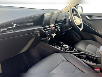Used Kia Niro 2024 for sale - 76677730: Photo