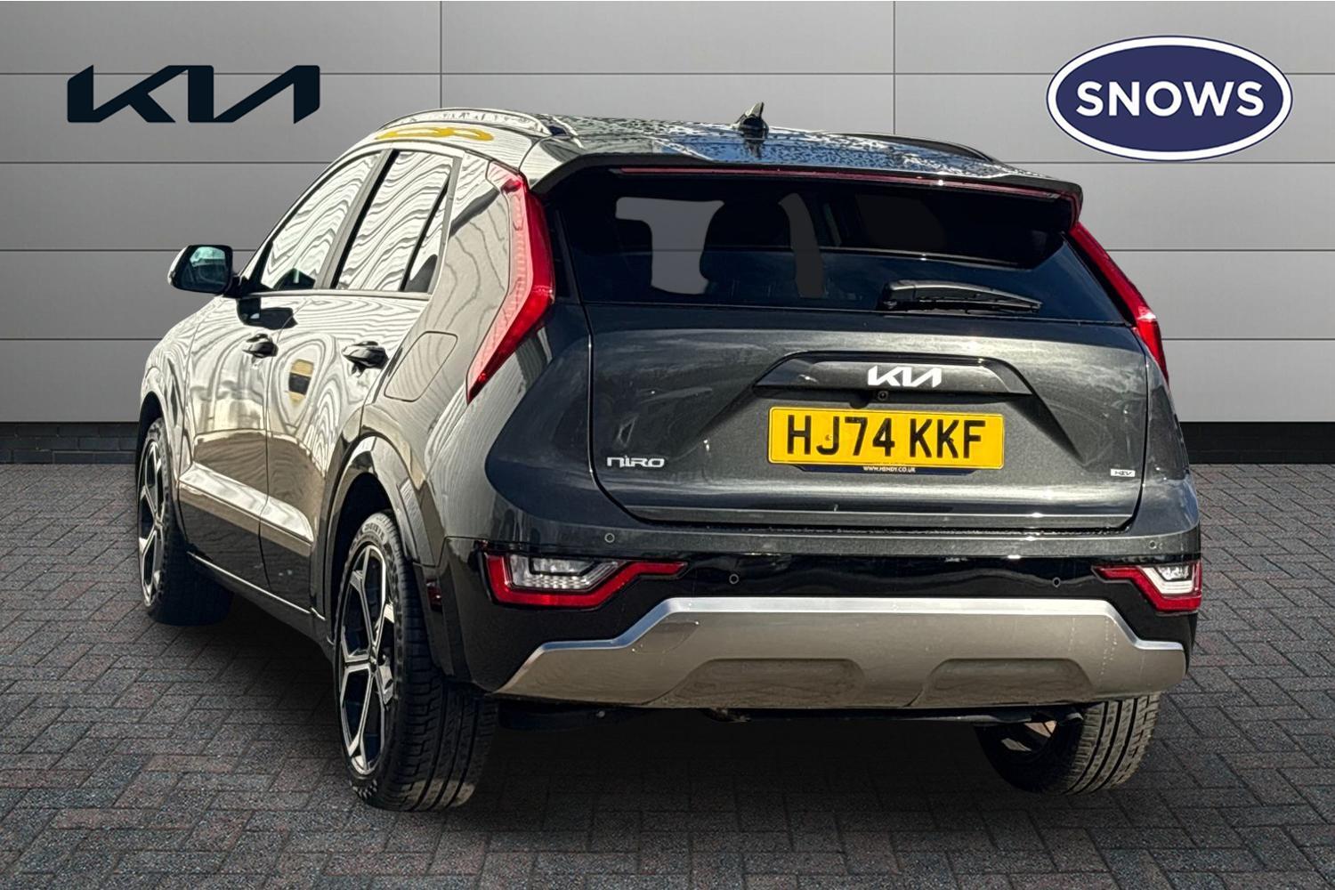 Used Kia Niro 2024 for sale - 76677730: Photo 3