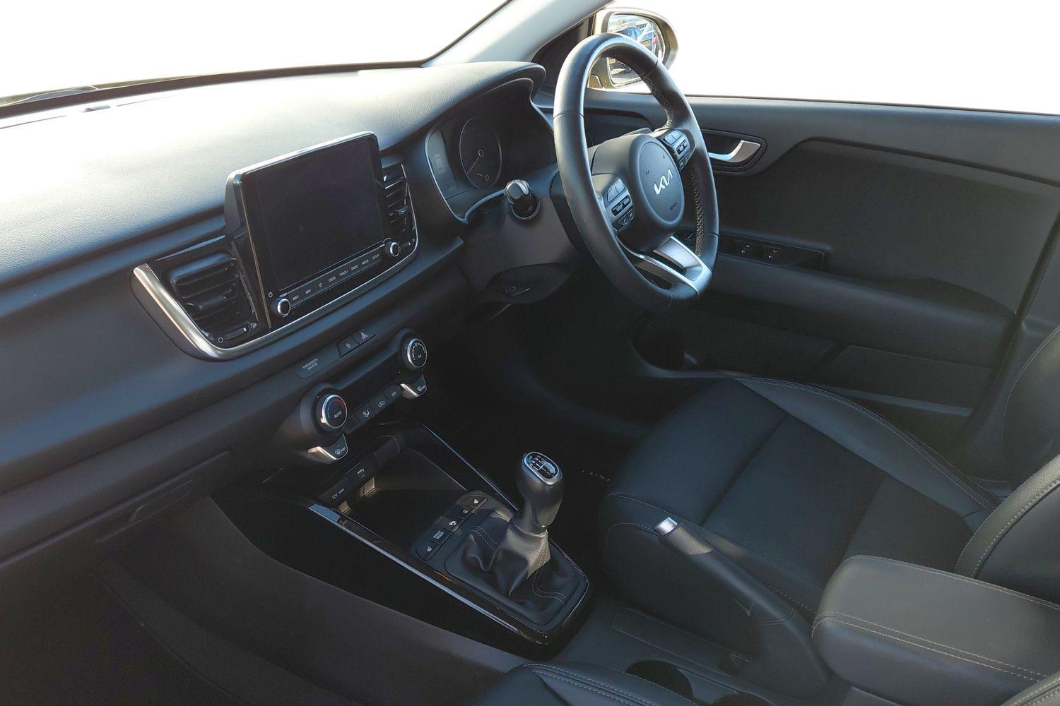 Used Kia Rio 2023 for sale - 76676197: Photo 2