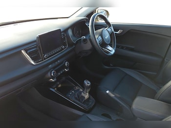 Used Kia Rio 2023 for sale - 76676197: Photo