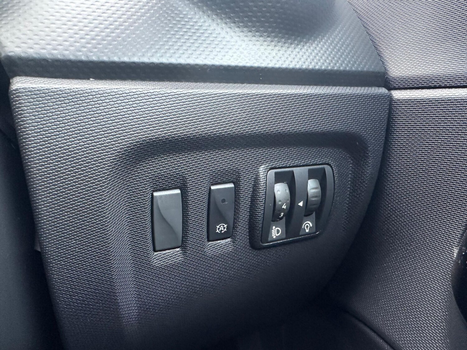 Used Renault Captur 2014 for sale - 77764269: Photo 27