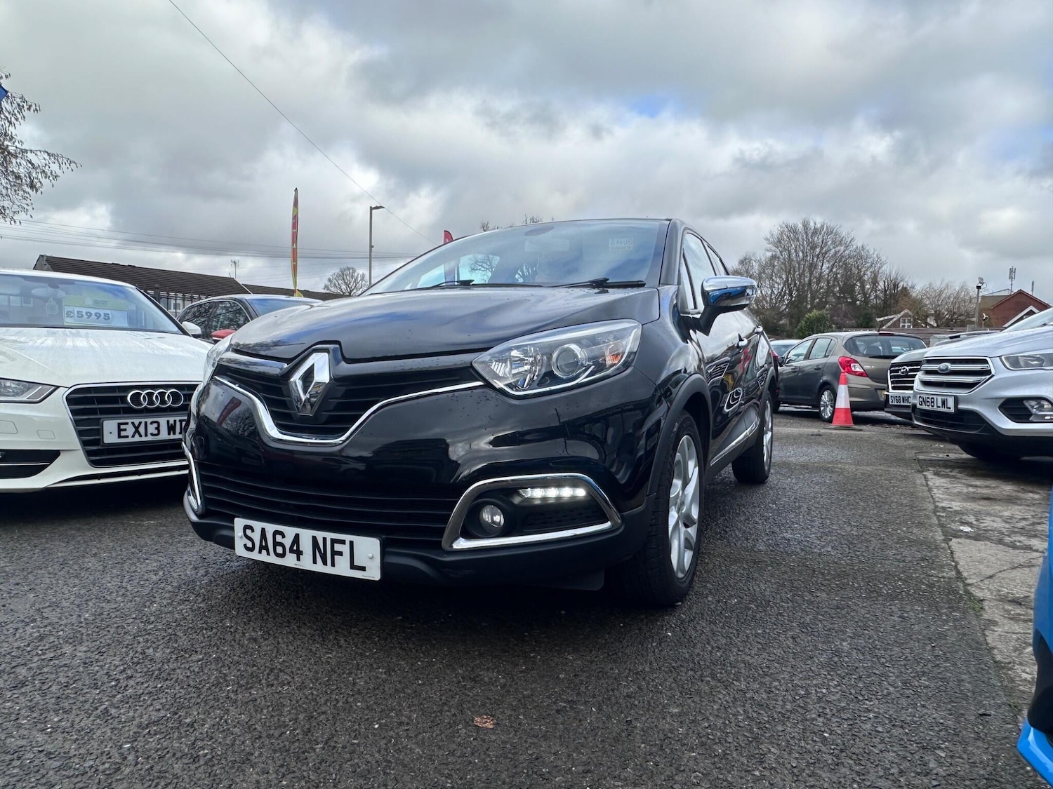 Used Renault Captur 2014 for sale - 77764269: Photo 3