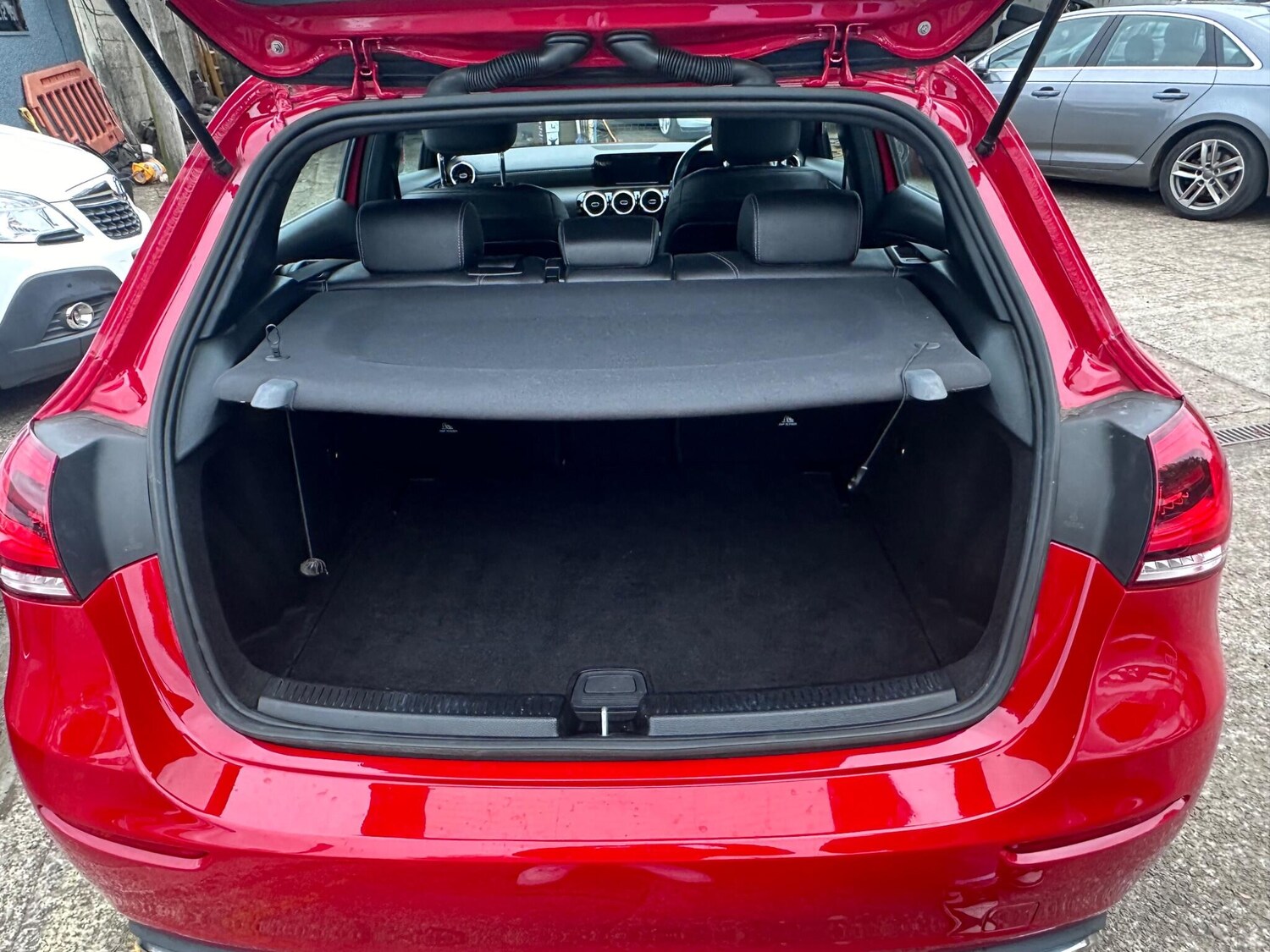 Used Mercedes-Benz A-Class 2018 for sale - 77764261: Photo 32