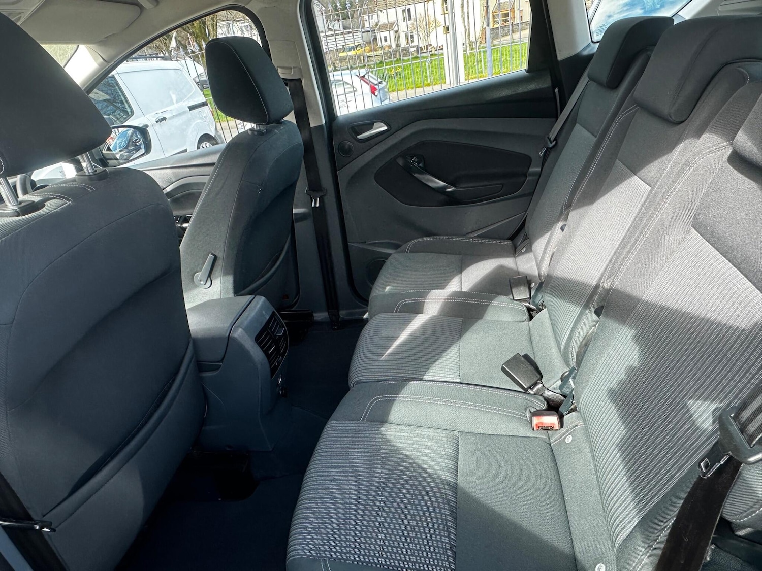 Used Ford C-Max 2015 for sale - 78053670: Photo 21