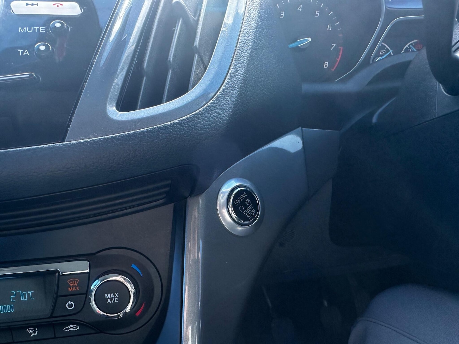 Used Ford C-Max 2015 for sale - 78053670: Photo 25