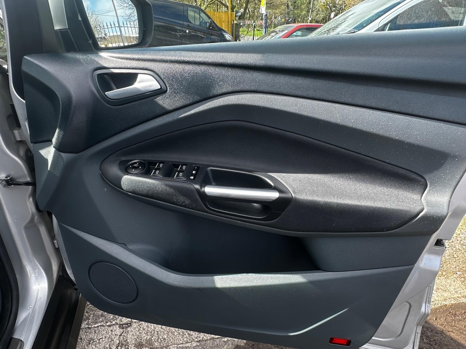 Used Ford C-Max 2015 for sale - 78053670: Photo 27