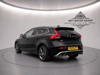 Used Volvo V40 2013 for sale - 79335276: Photo