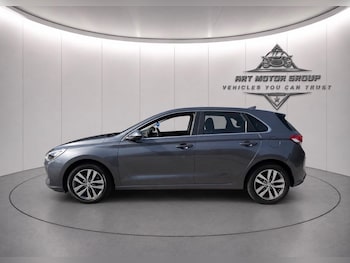 Used Hyundai i30 2017 for sale - 79252219: Photo