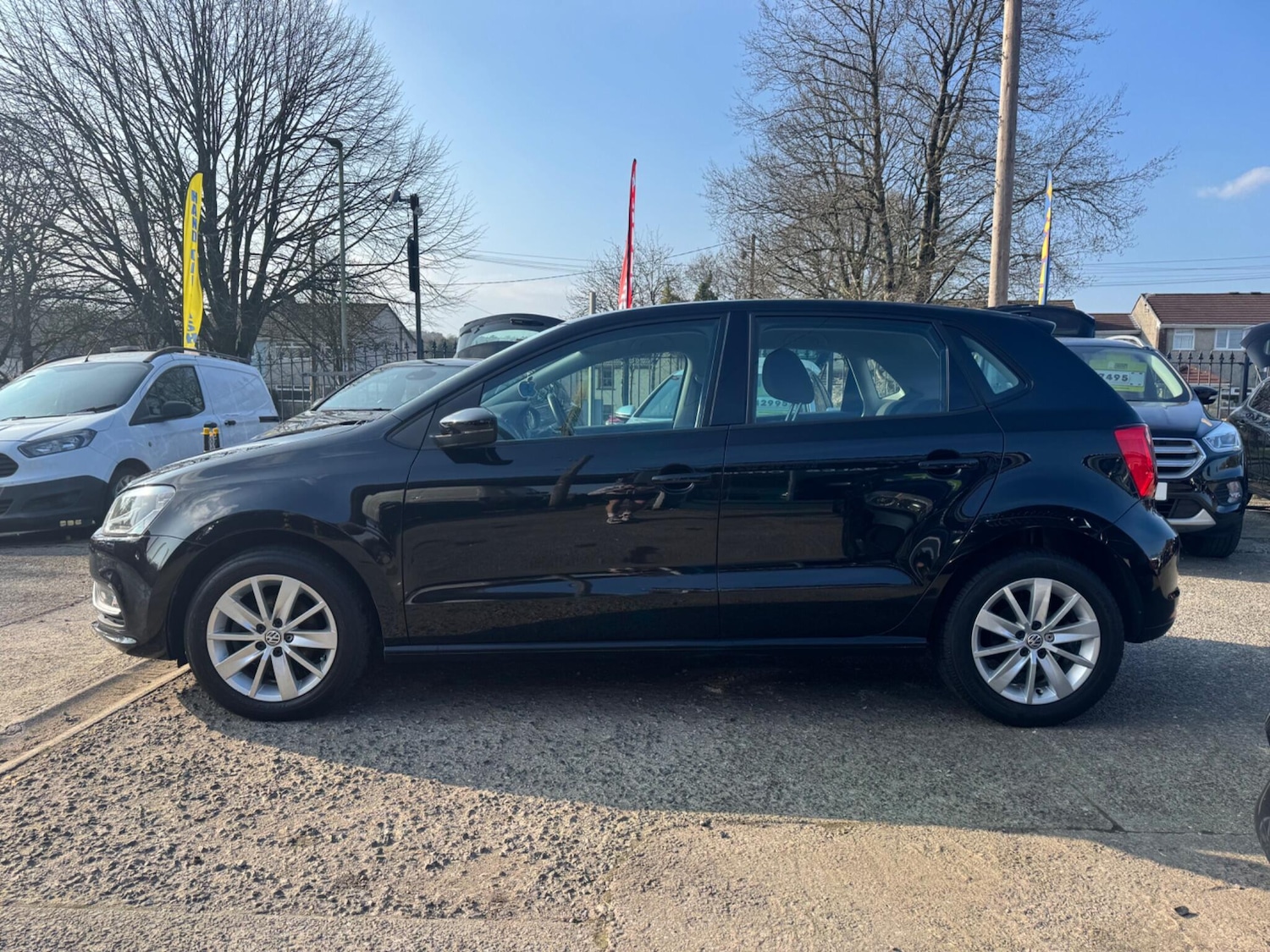 Used Volkswagen Polo 2015 for sale - 77976133: Photo 10