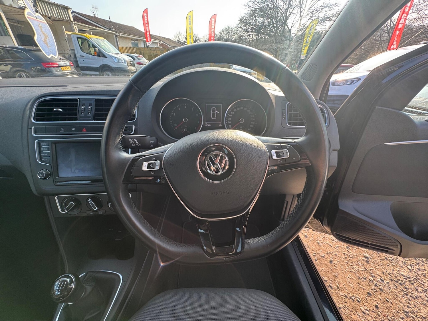 Used Volkswagen Polo 2015 for sale - 77976133: Photo 19
