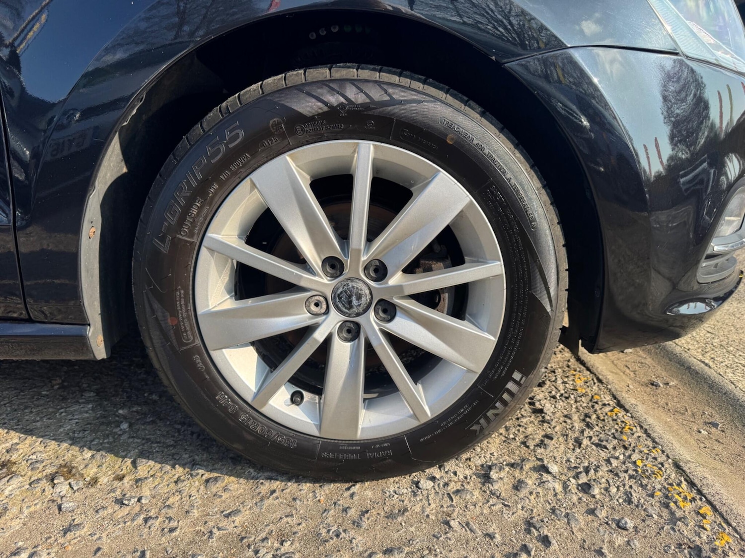 Used Volkswagen Polo 2015 for sale - 77976133: Photo 32