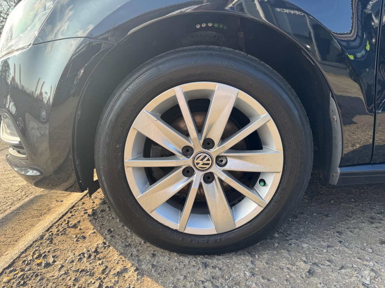 Used Volkswagen Polo 2015 for sale - 77976133: Photo 33