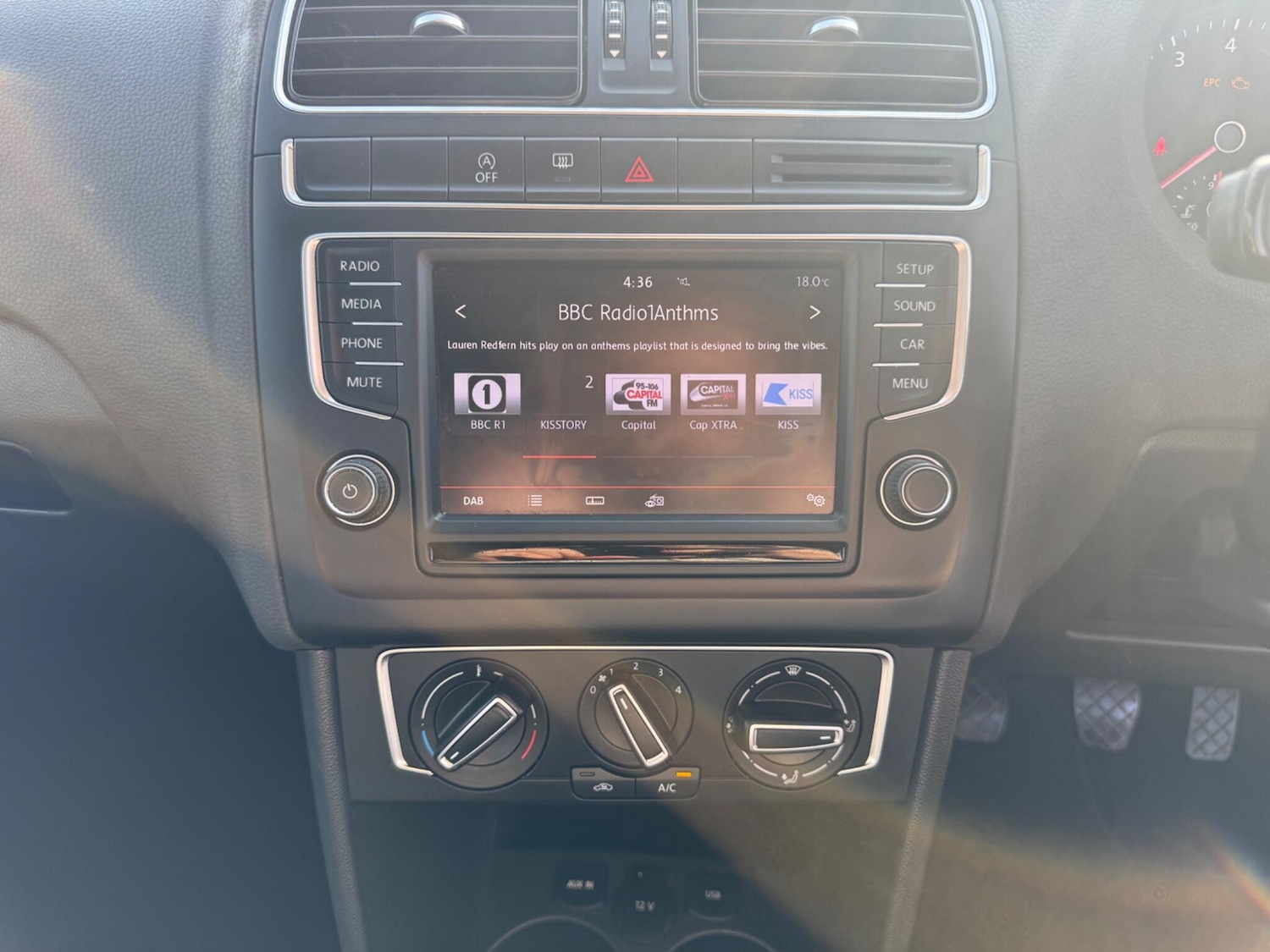 Used Volkswagen Polo 2015 for sale - 77976133: Photo 36