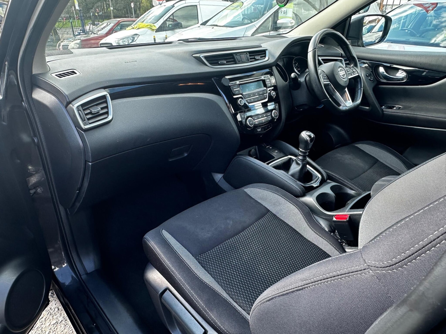 Used Nissan Qashqai 2017 for sale - 78056035: Photo 20