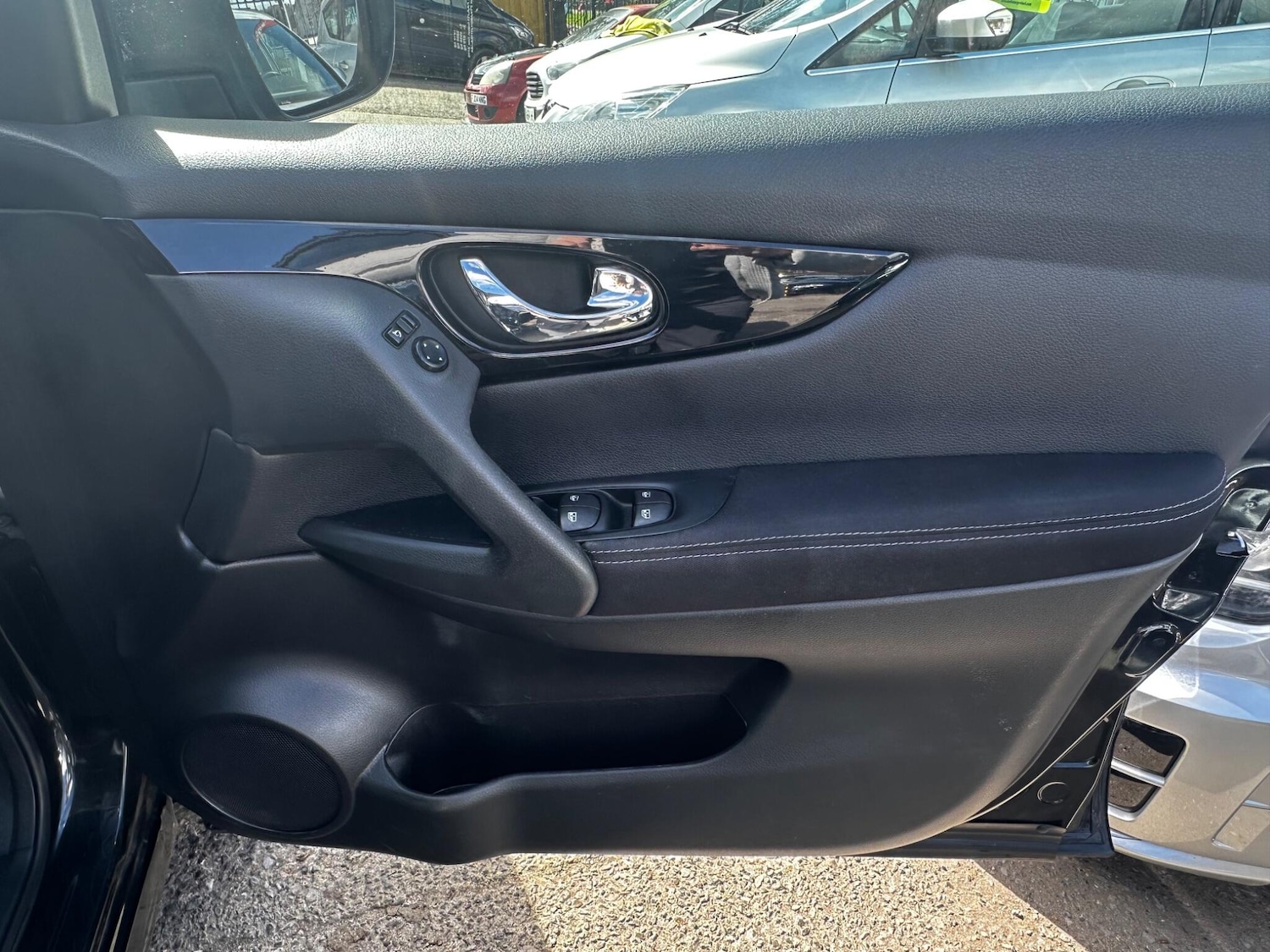 Used Nissan Qashqai 2017 for sale - 78056035: Photo 28