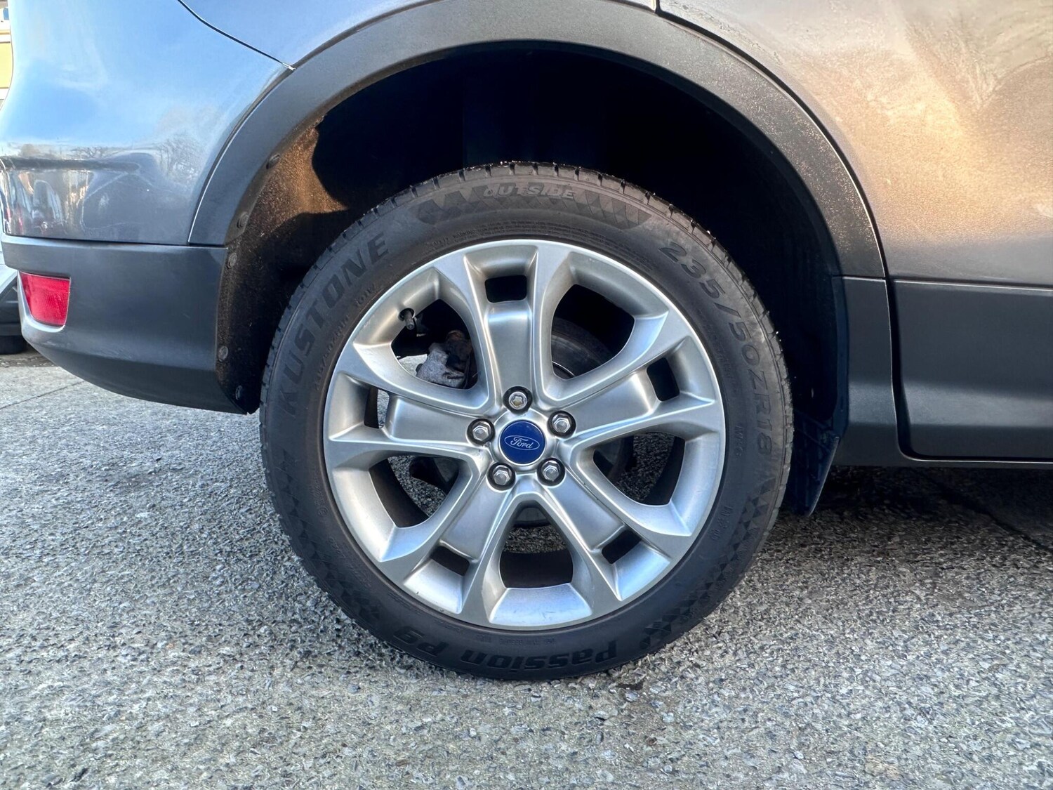 Used Ford Kuga 2014 for sale - 77764270: Photo 25