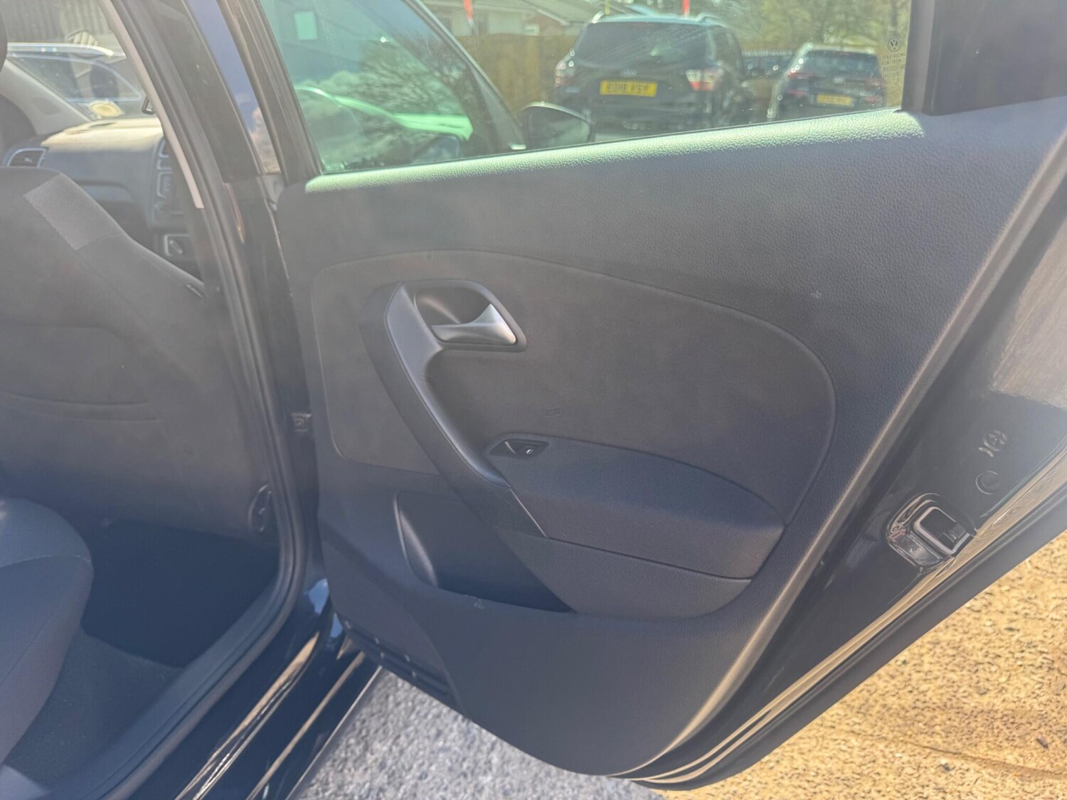 Used Volkswagen Polo for sale - 78122259: Photo 29