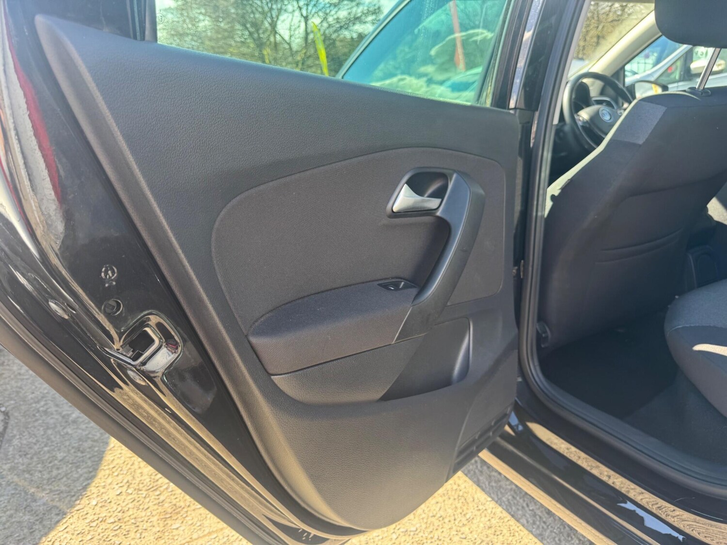 Used Volkswagen Polo for sale - 78122259: Photo 31