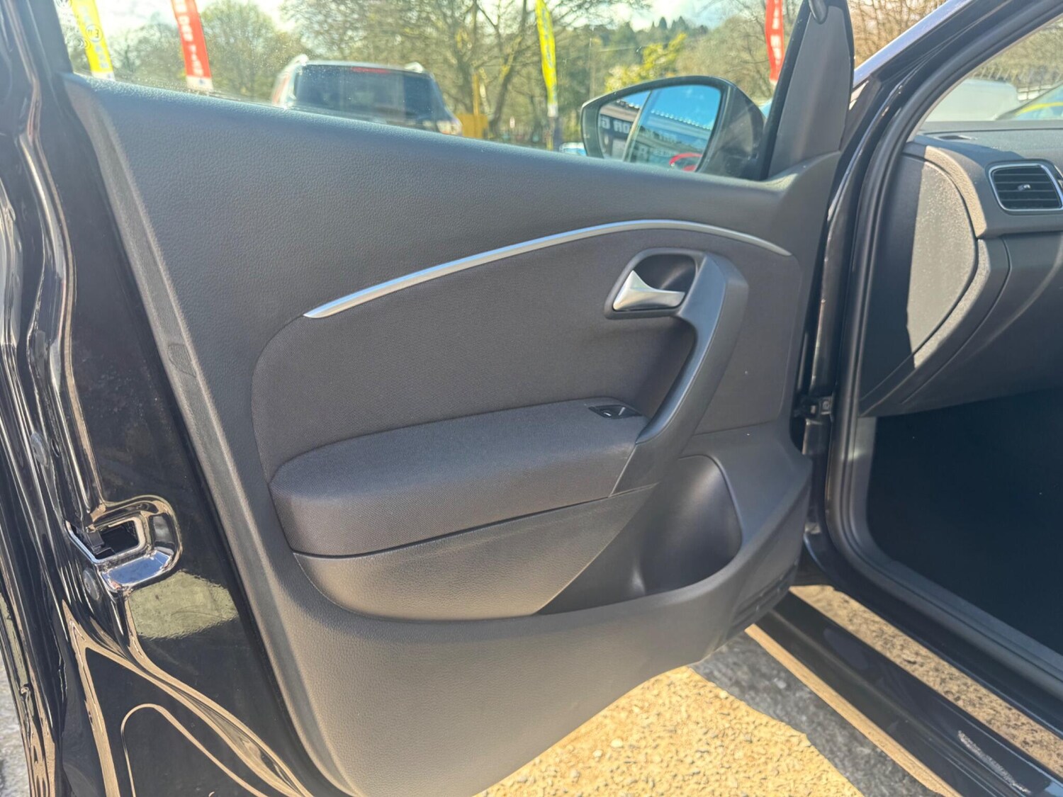 Used Volkswagen Polo for sale - 78122259: Photo 32