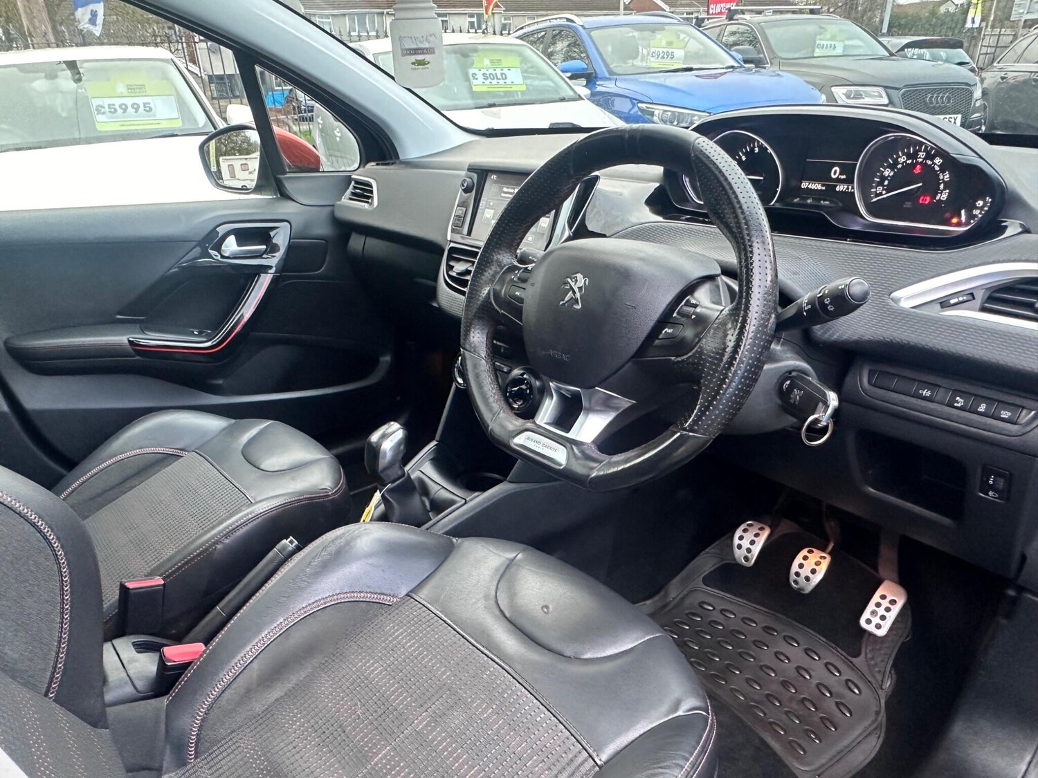 Used Peugeot 208 2016 for sale - 77764268: Photo 34