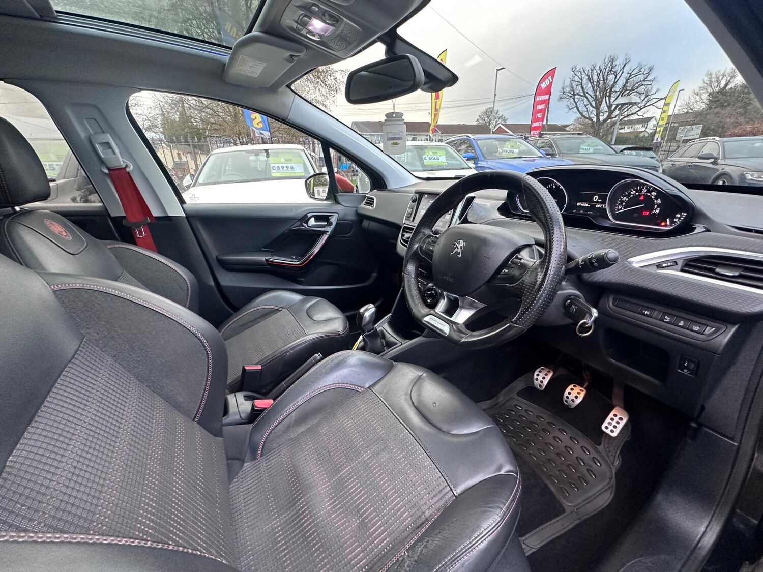 Used Peugeot 208 2016 for sale - 77764268: Photo 36