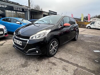 Used Peugeot 208 2016 for sale - 77764268: Photo