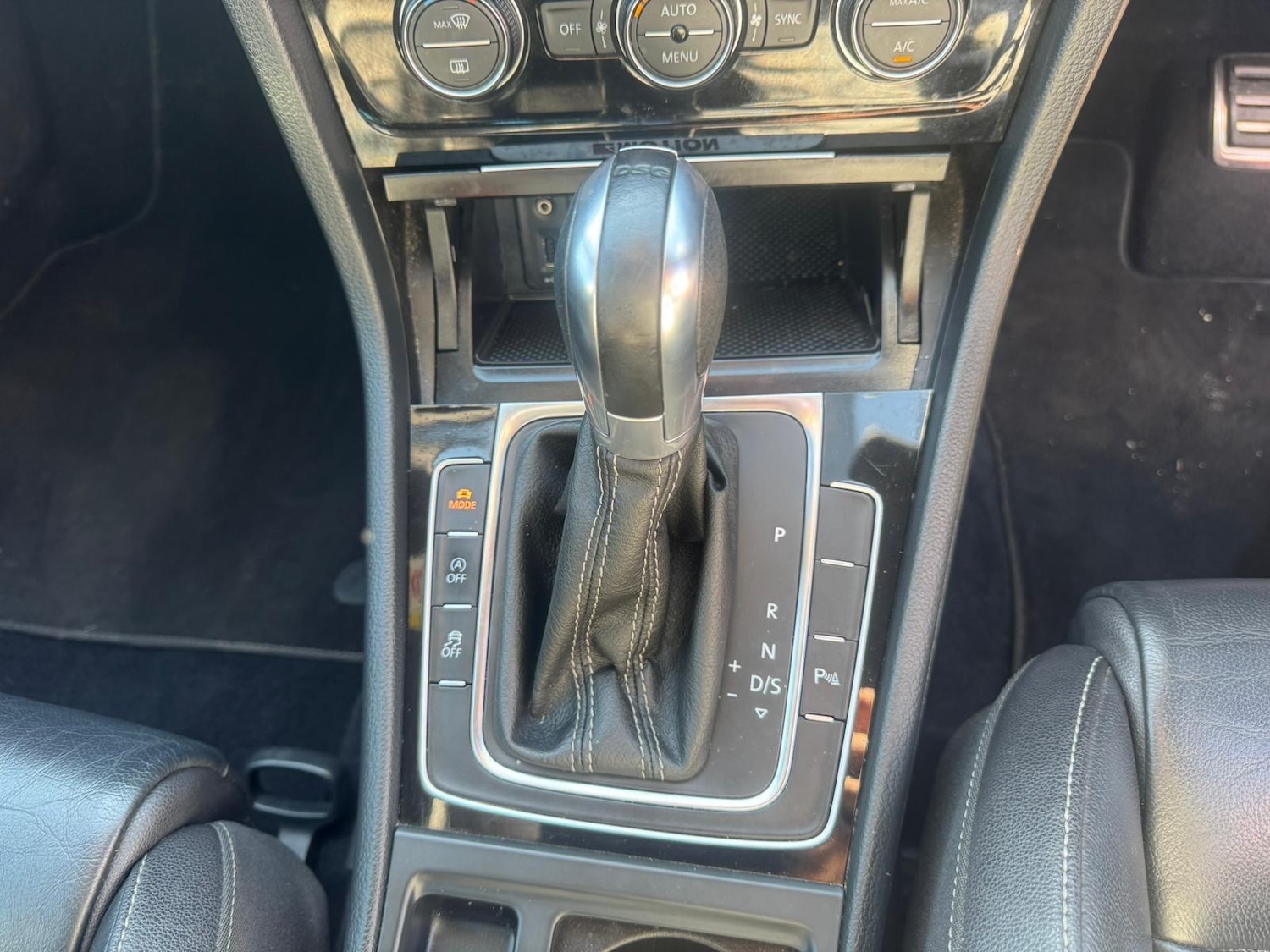 Used Volkswagen Golf 2016 for sale - 77960049: Photo 19