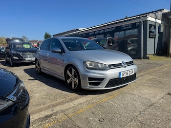 Used Volkswagen Golf 2016 for sale - 77960049: Photo