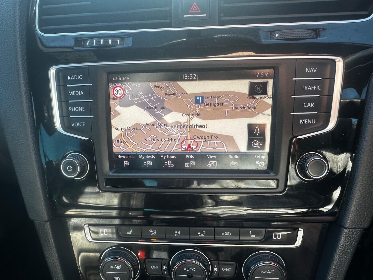 Used Volkswagen Golf 2016 for sale - 77960049: Photo 31