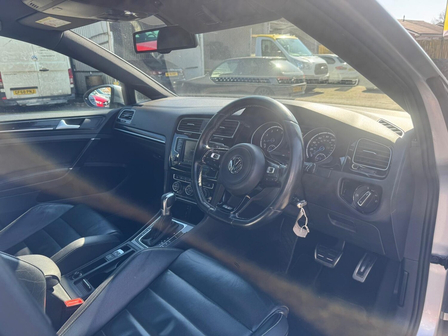 Used Volkswagen Golf 2016 for sale - 77960049: Photo 40