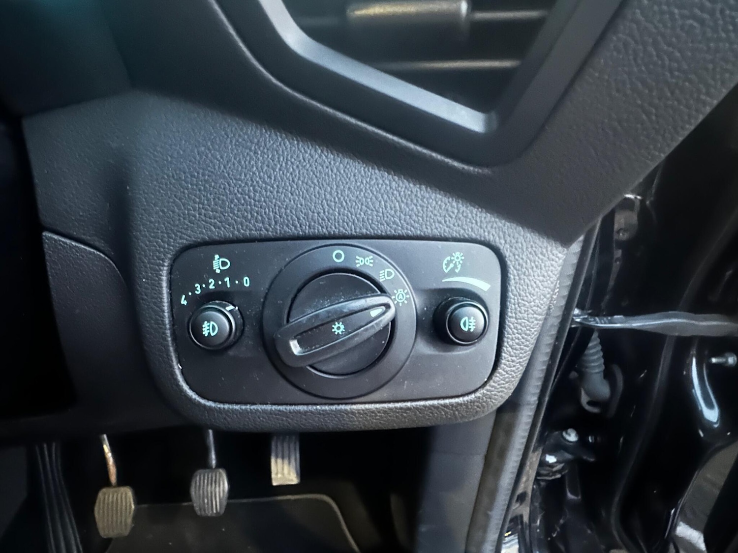 Used Ford Kuga 2018 for sale - 77971850: Photo 20