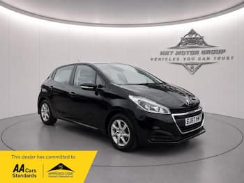 Used Peugeot 208 2017 for sale - 79691779: Photo