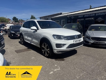 Used Volkswagen Touareg 2017 for sale - 78789370: Photo