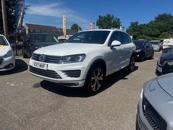 Used Volkswagen Touareg 2017 for sale - 78789370: Photo