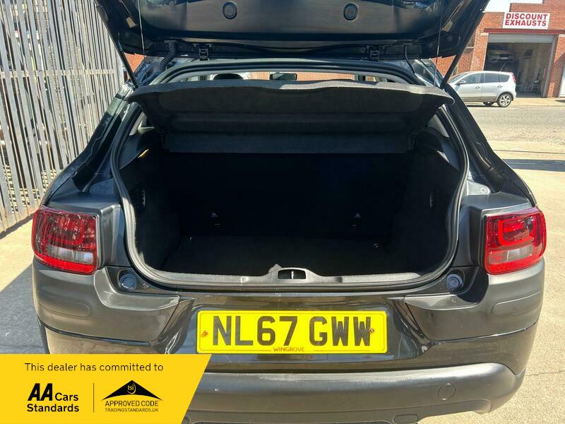 Used Citroen C4 Cactus 2017 for sale - 76500566: Photo 10