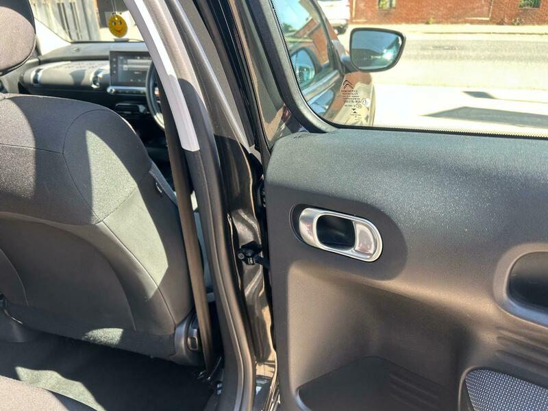 Used Citroen C4 Cactus 2017 for sale - 76500566: Photo 22